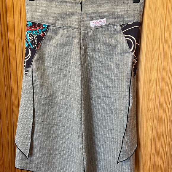 TOPSY TURVY High-Low Skirt - Picture 6 of 11